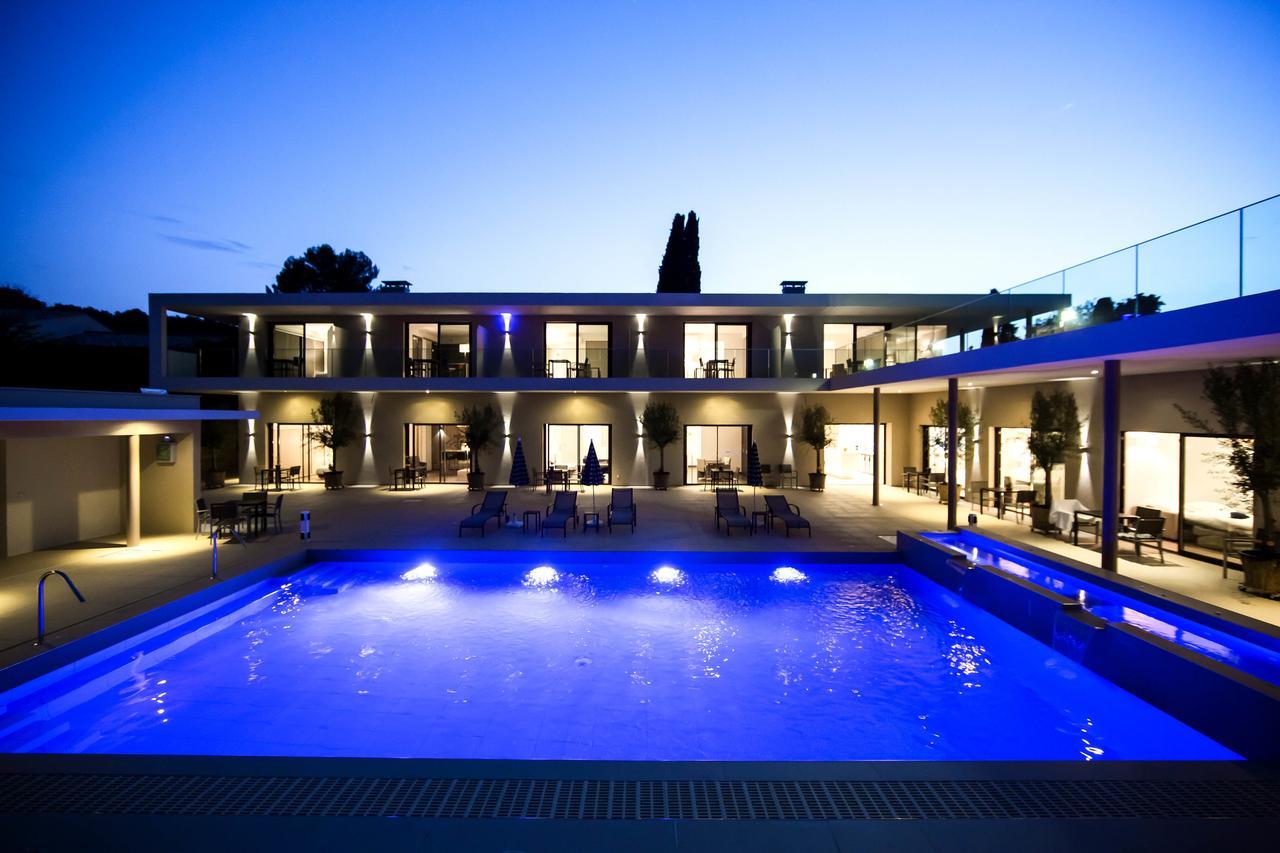 Seventeen Hotel Valbonne Exterior foto