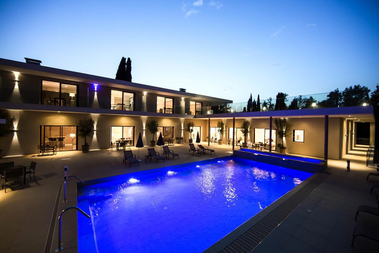 Seventeen Hotel Valbonne Exterior foto
